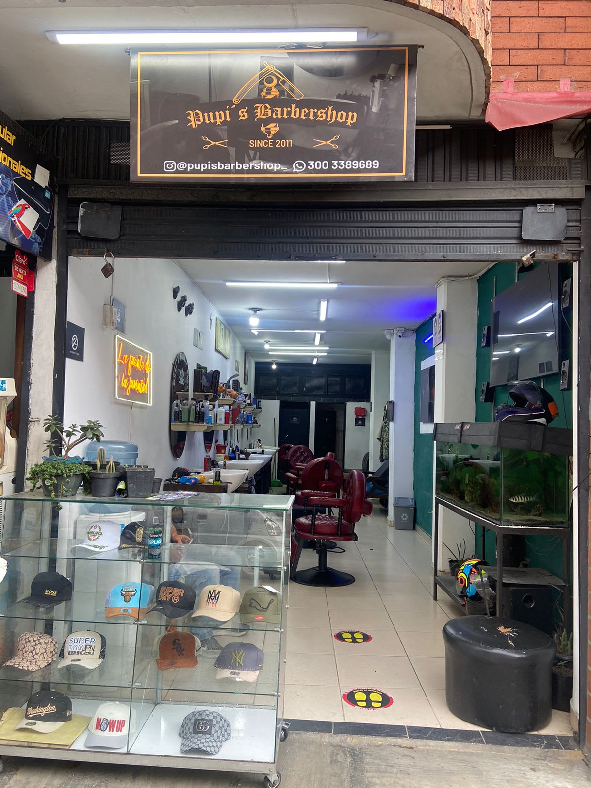 Interior barbería Pupi's