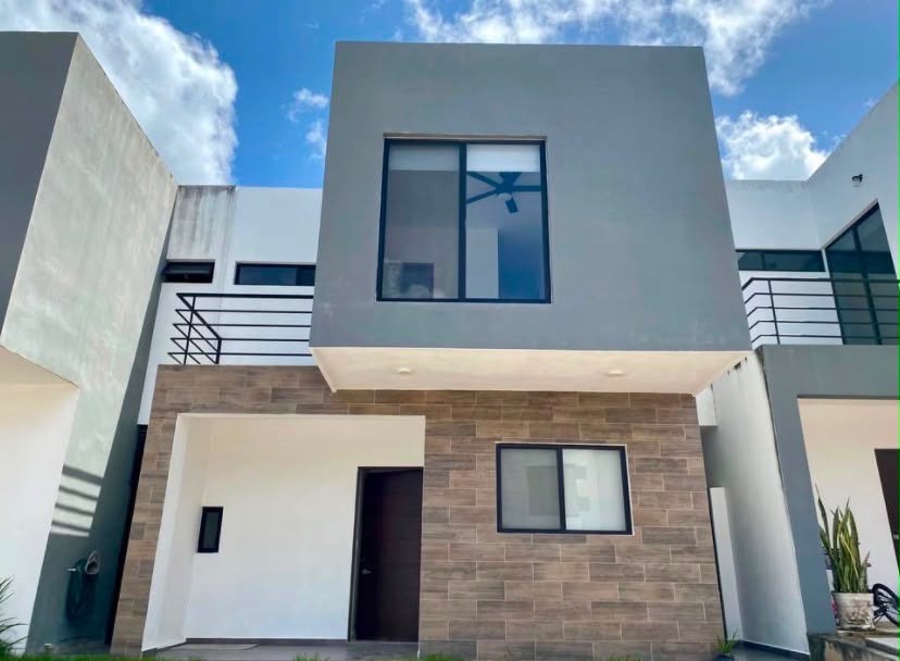 Renta casa residencial Maderos