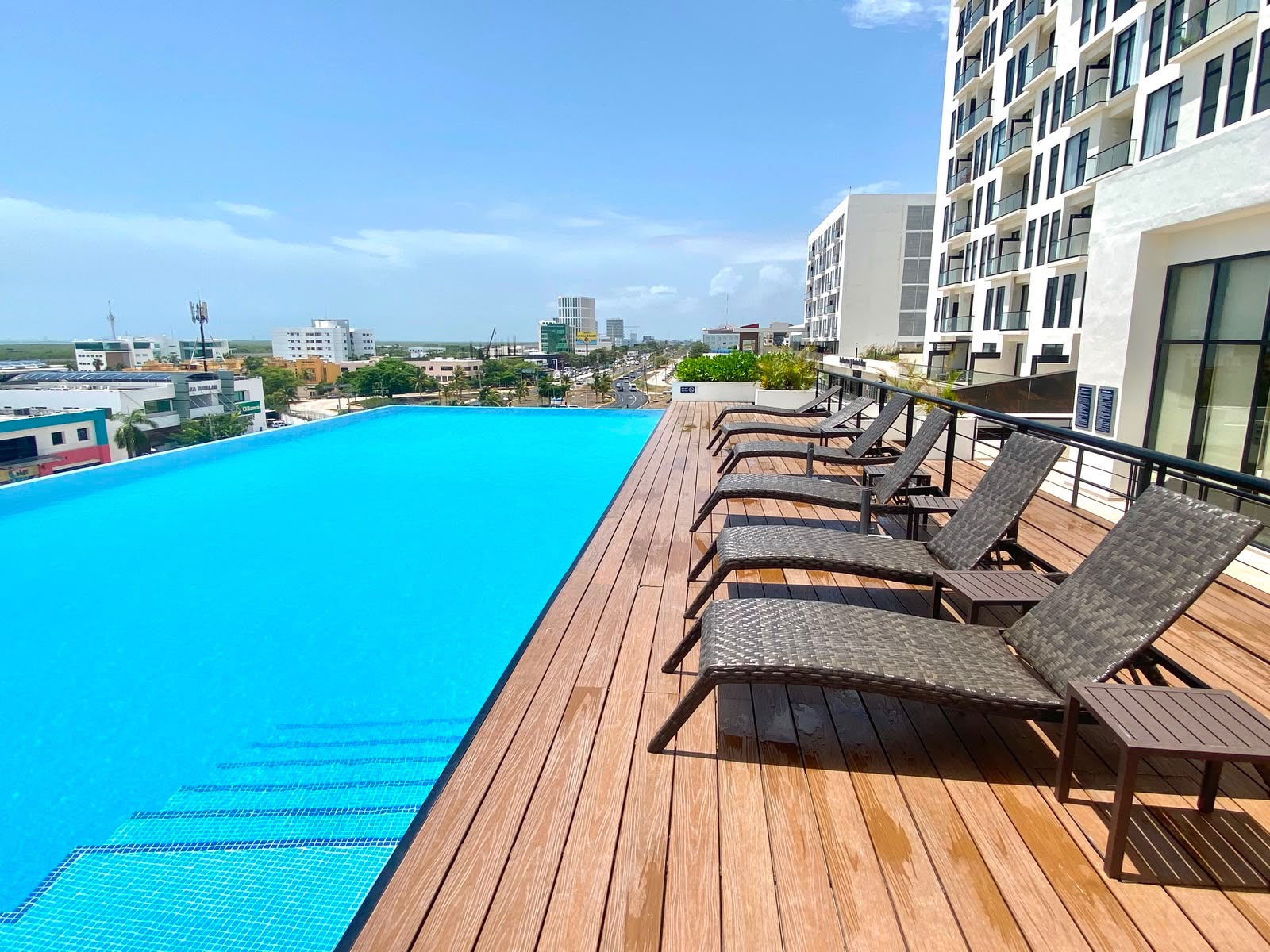 RENTA DEPARTAMENTO AMUEBLADO EN SAN FRANCISCO CONDOS AV TULUM