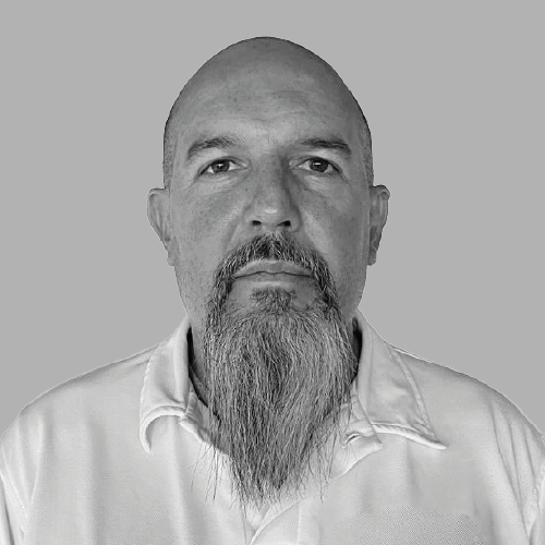 César Martínez