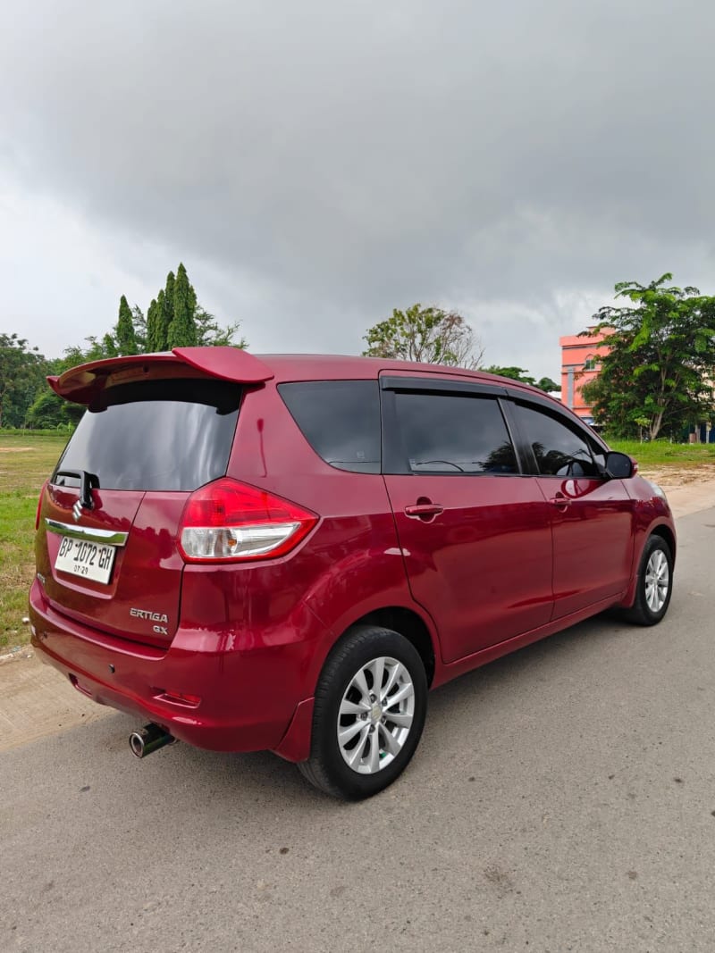 Suzuki Ertiga Gx foto 5