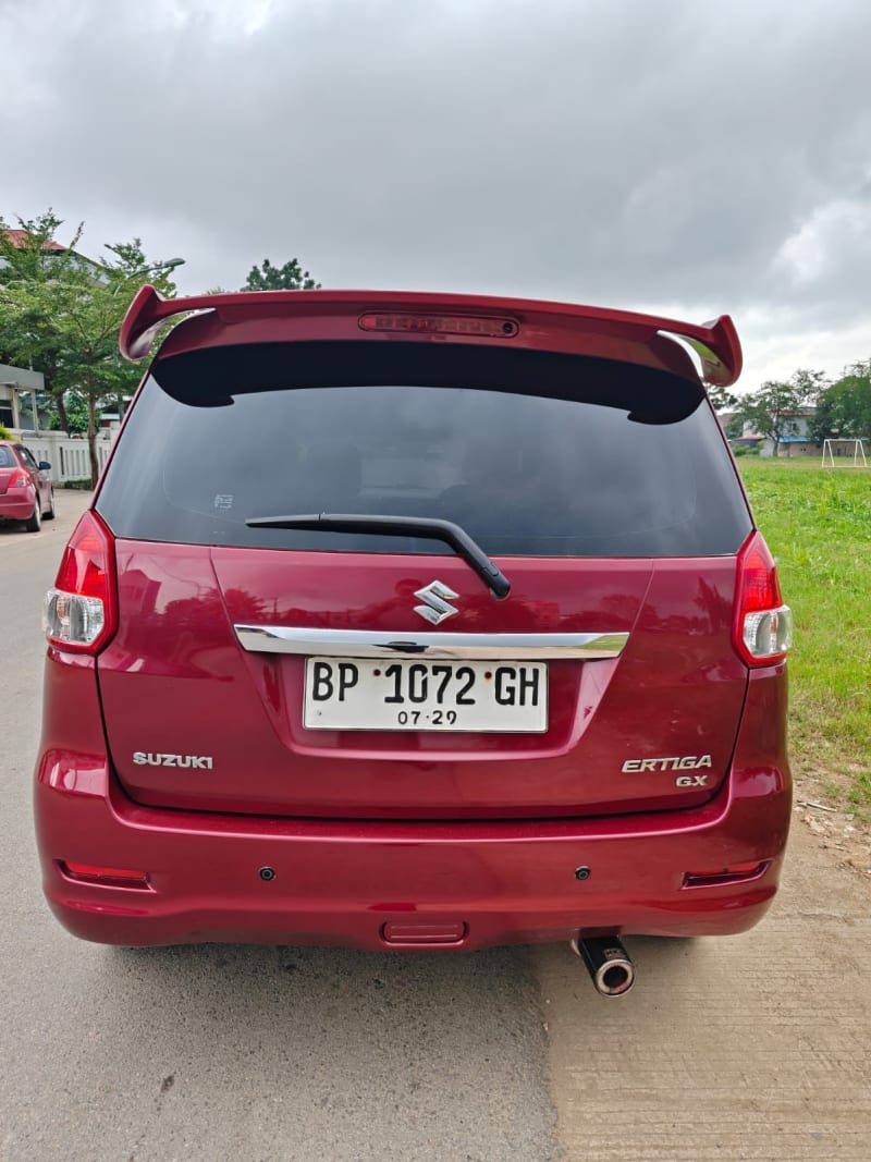 Suzuki Ertiga Gx foto 10