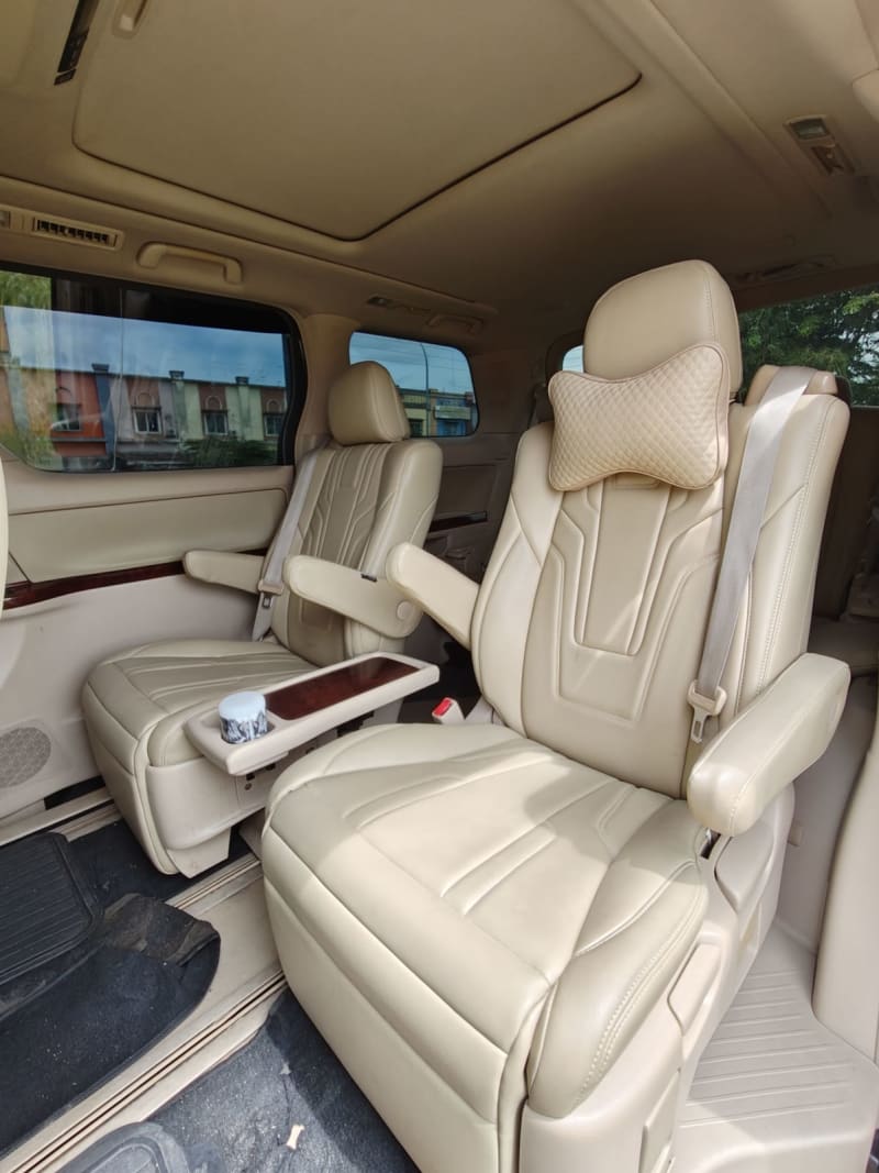 Toyota Vellfire foto 9