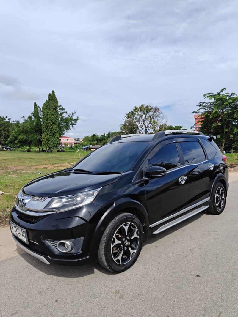 Honda Br-V foto 2