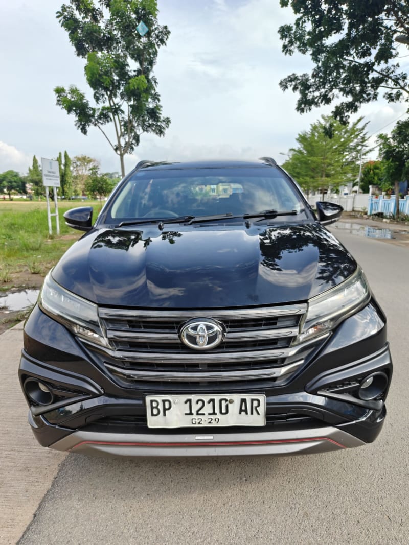 Toyota Rush foto 1