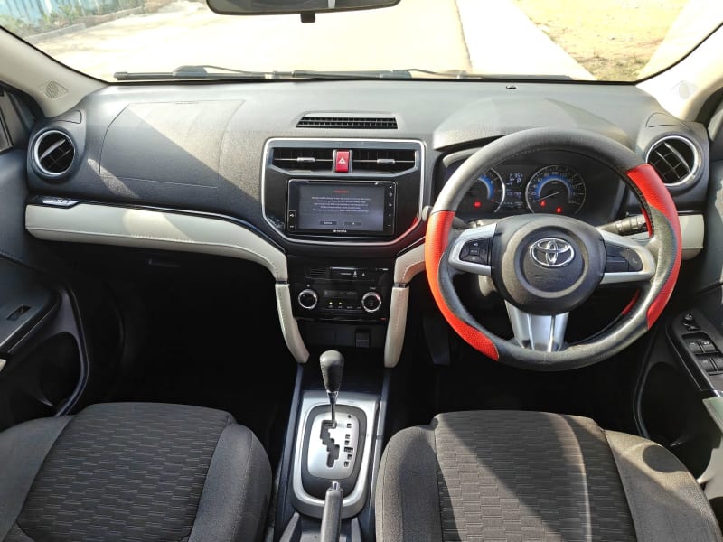Toyota Rush foto 10