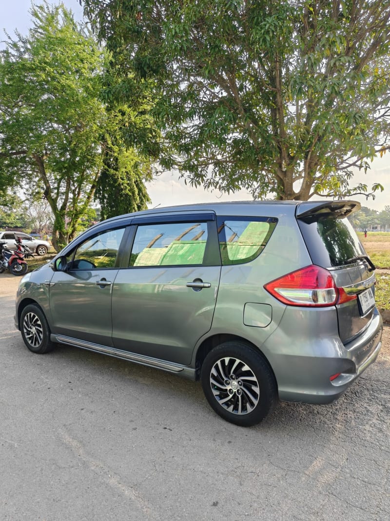 Suzuki Dreza foto 5