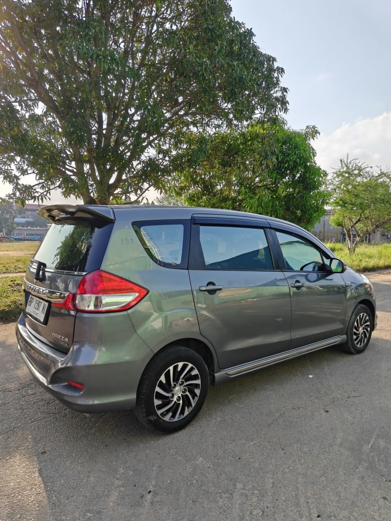 Suzuki Dreza foto 4