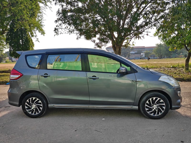 Suzuki Dreza foto 8