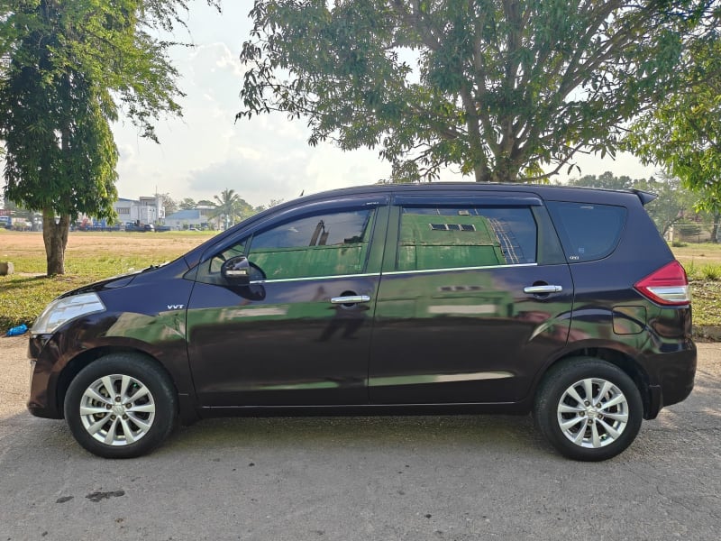 Suzuki Ertiga Gx foto 7