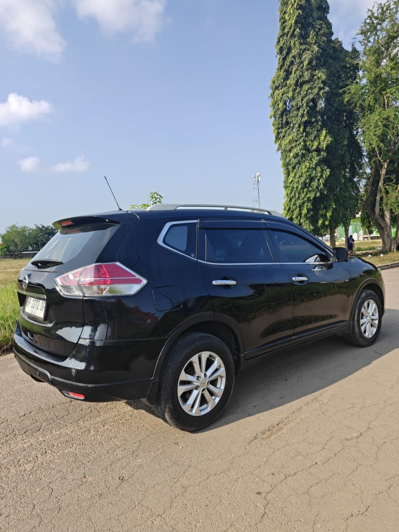 Nissan X-Trail foto 5