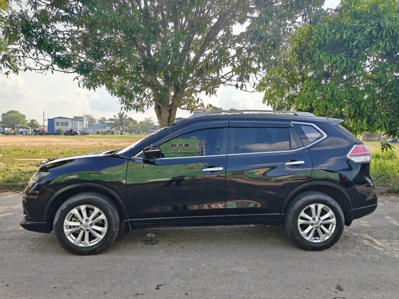 Nissan X-Trail foto 7