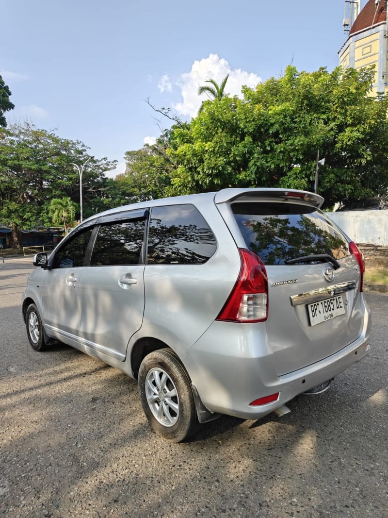 Toyota Avanza foto 5