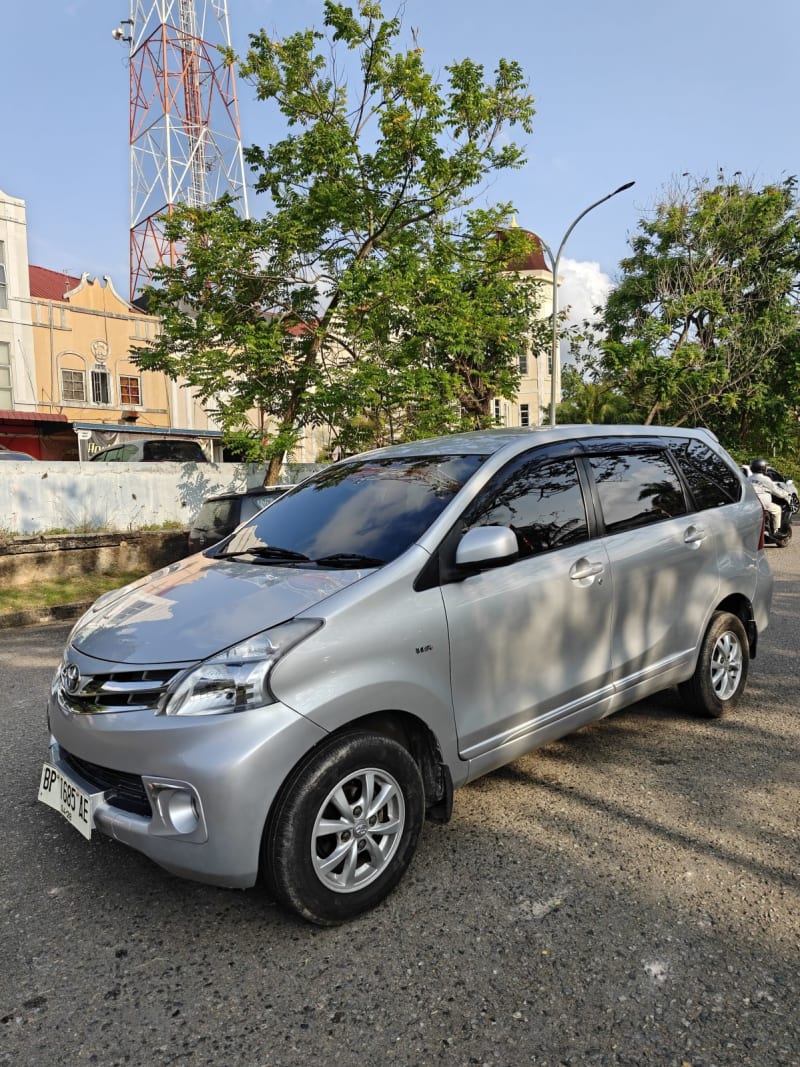 Toyota Avanza foto 3