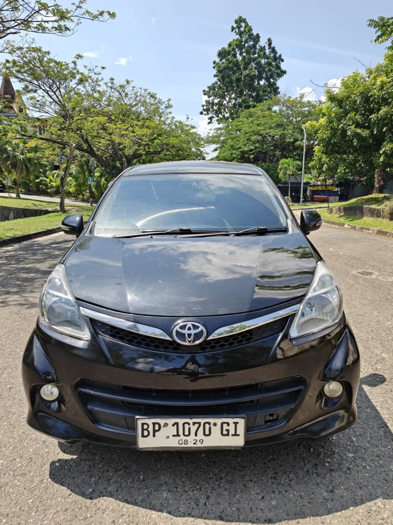Toyota Veloz 2014 foto 1