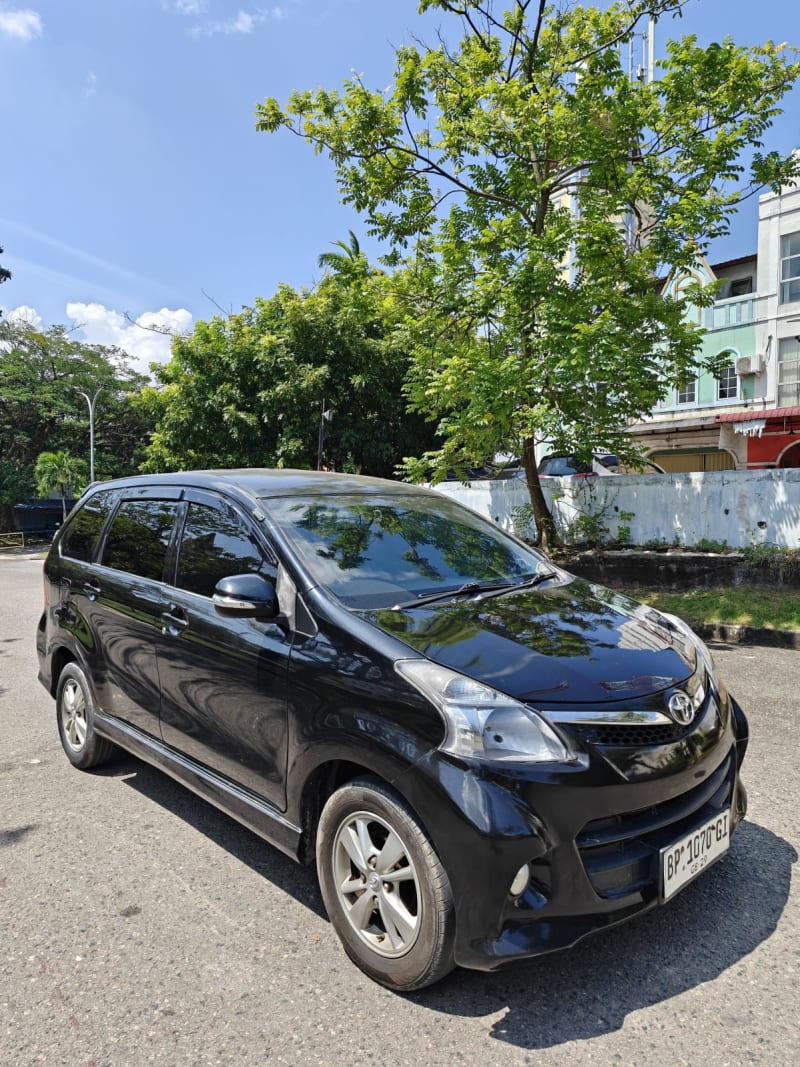 Toyota Veloz 2014 foto 3