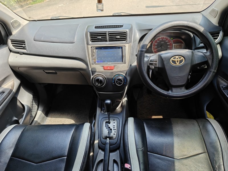 Toyota Veloz 2014 foto 8