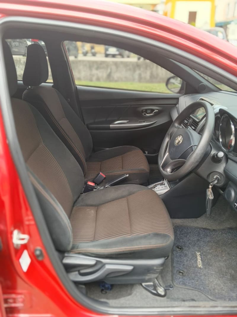 Toyota Yaris 2016 foto 10