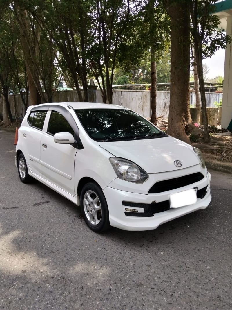 Daihatsu Ayla 2014 foto 2