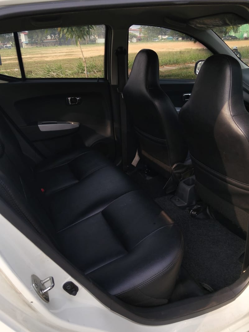 Toyota Agya 2015 foto 10