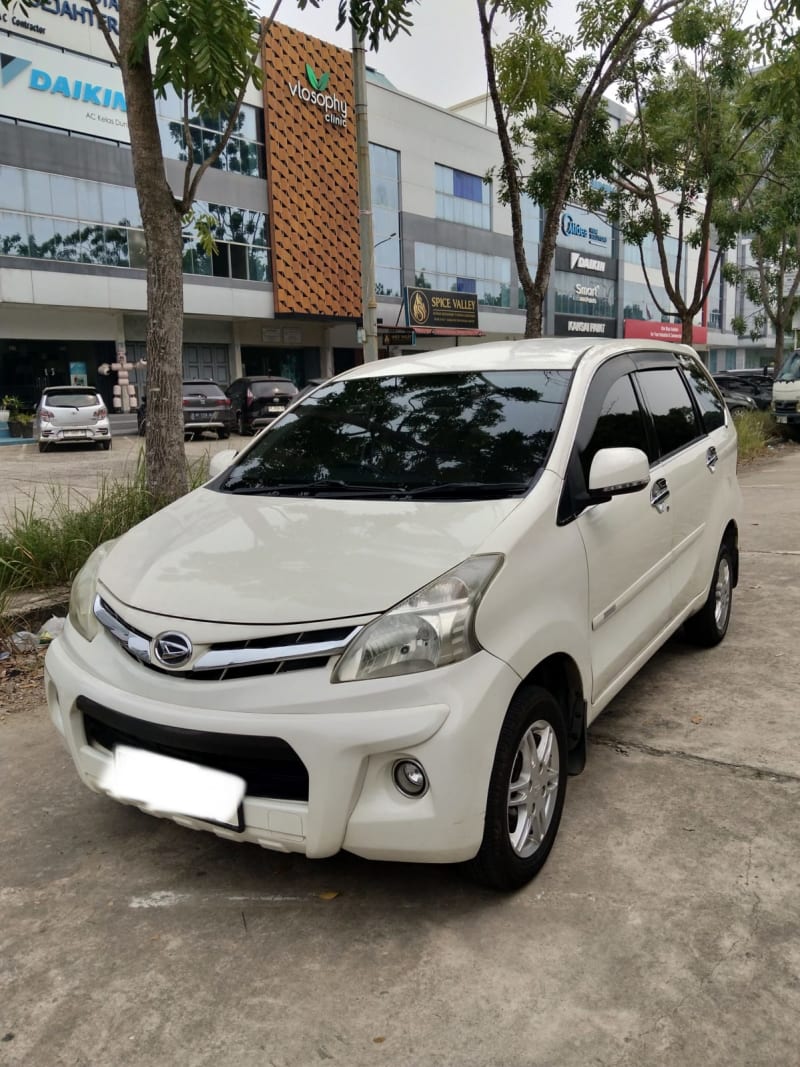 Daihatsu Xenia 2015 foto 3