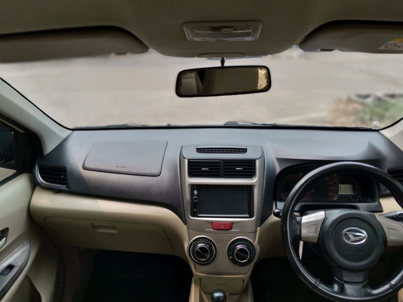 Daihatsu Xenia 2015 foto 9