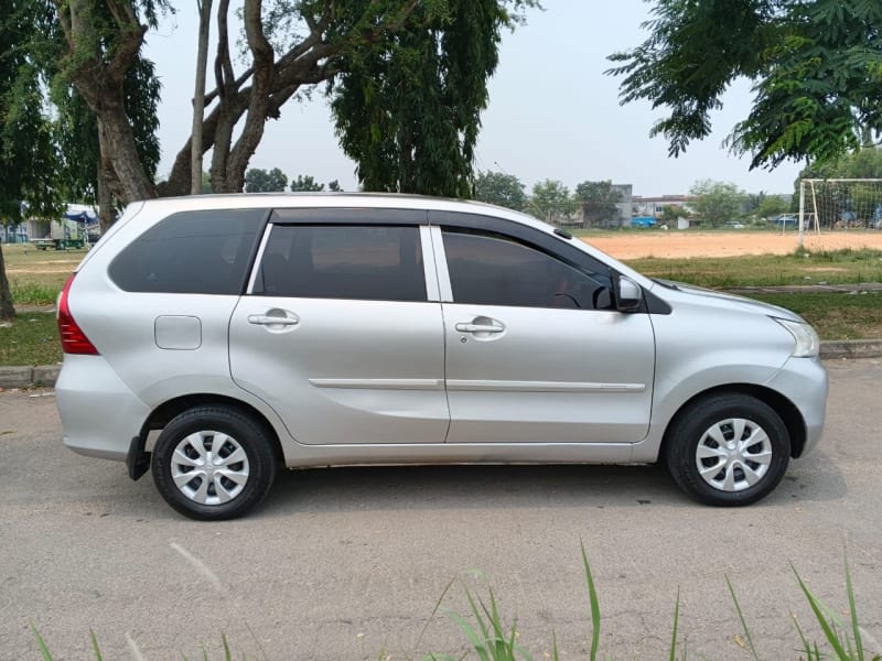 Daihatsu Xenia 2016 foto 5
