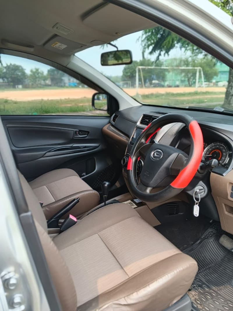Daihatsu Xenia 2016 foto 9