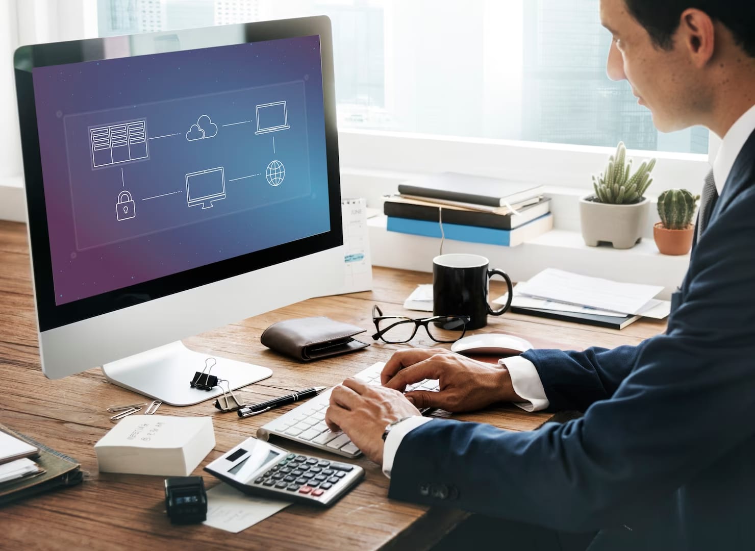 Cloud data management and centralized business dashboards