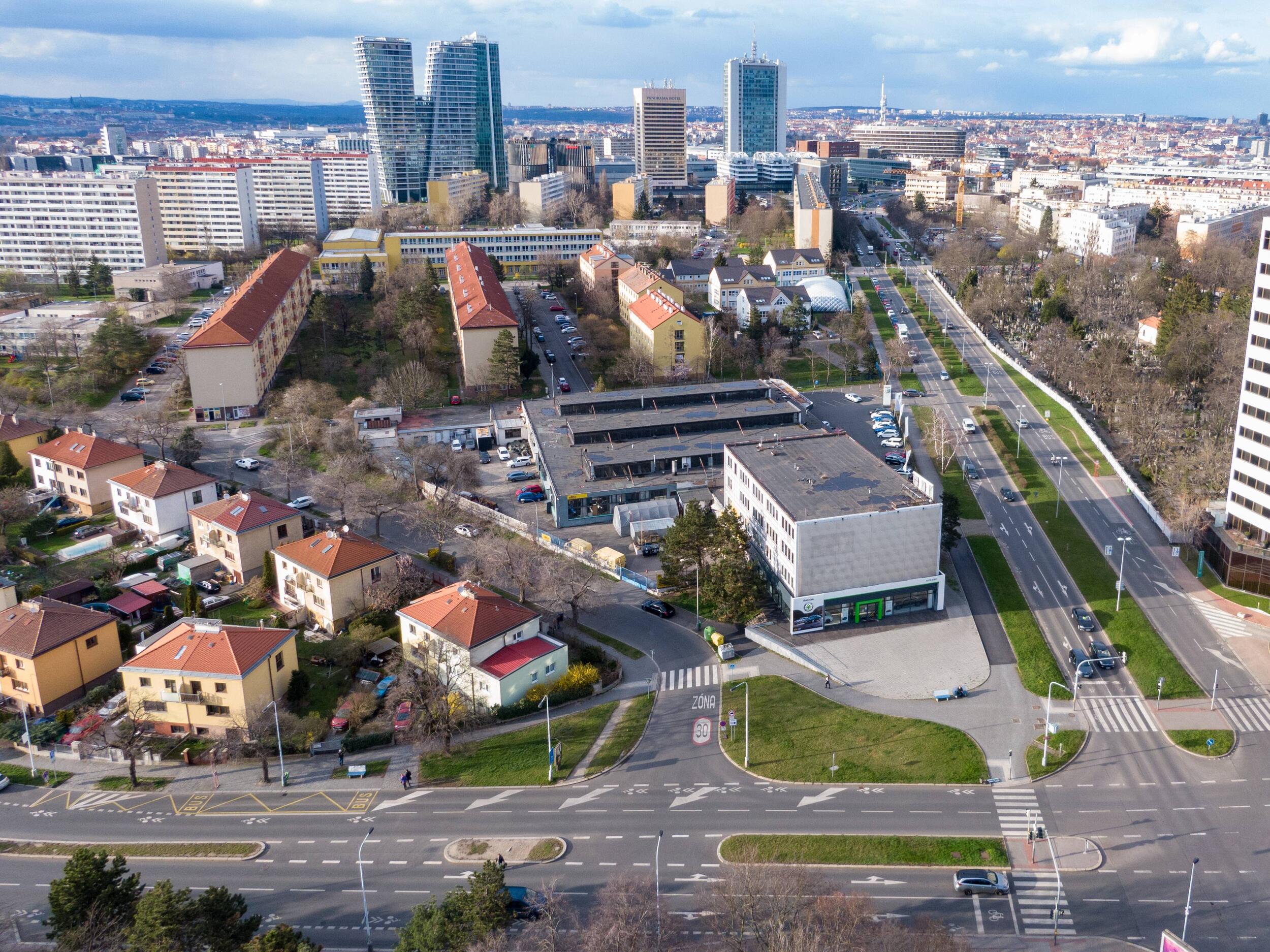 Nová brána Olbrachtova - 4