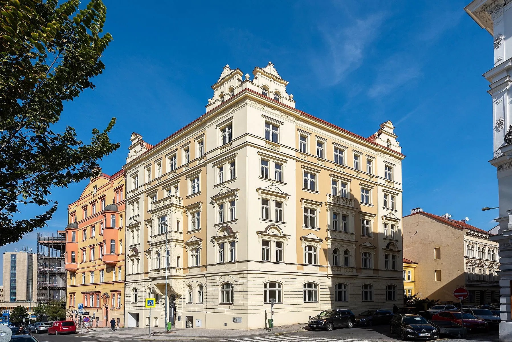 U Rajské zahrady 18 - 2