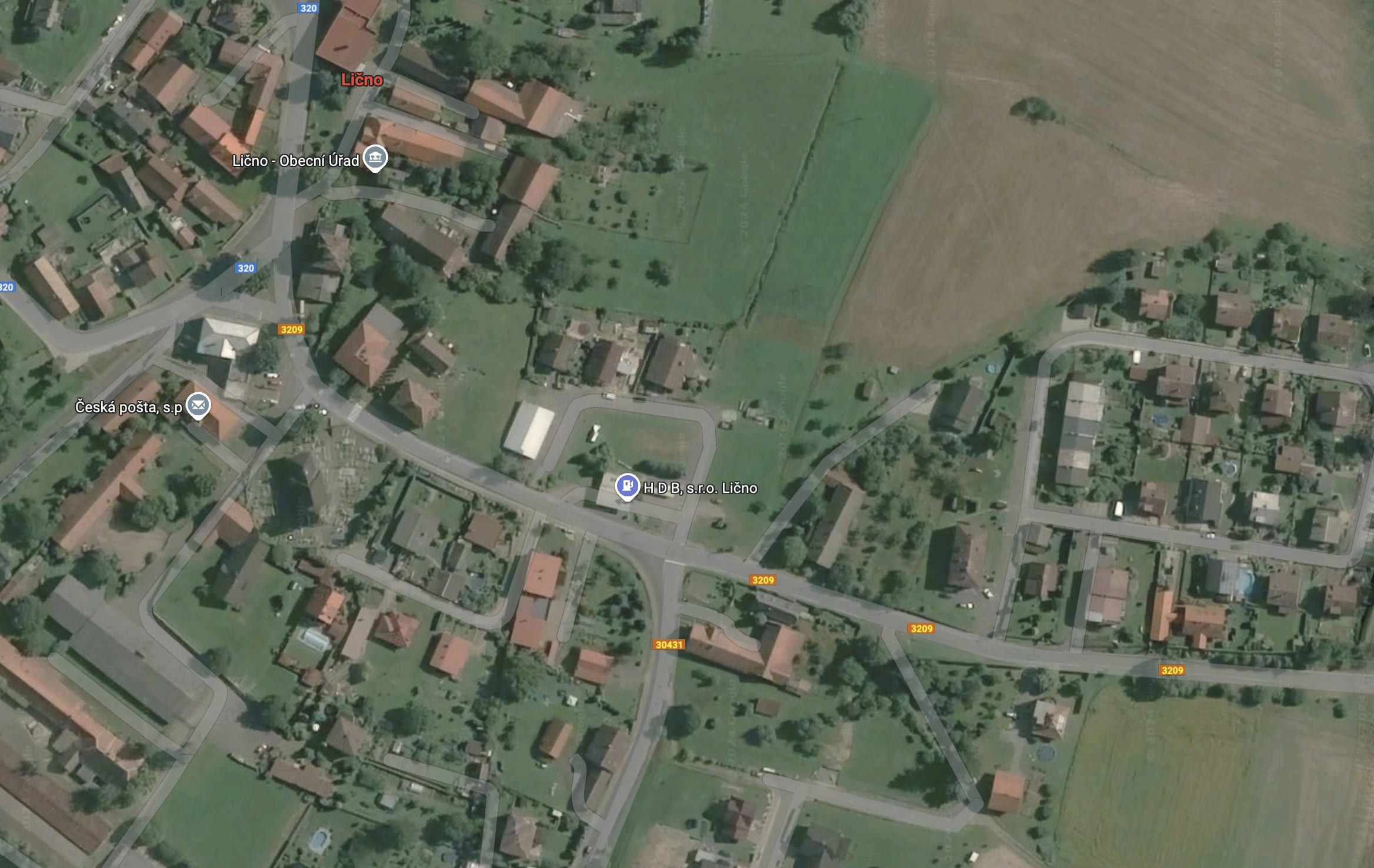 Pozemky Pod čerpací stanicí Lično - 1