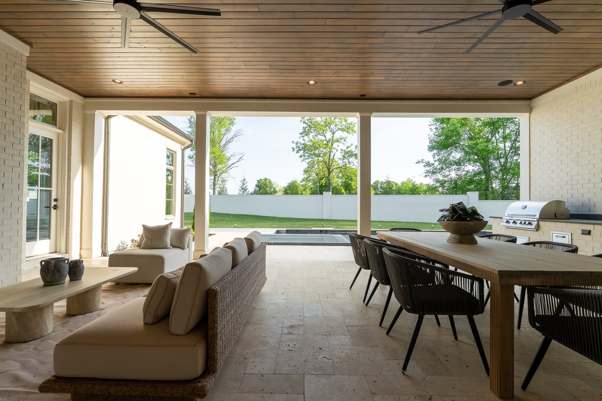 Outdoor Kitchen