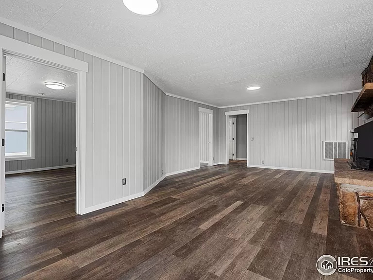 Home for rent gallery image in Wellington, Colorado