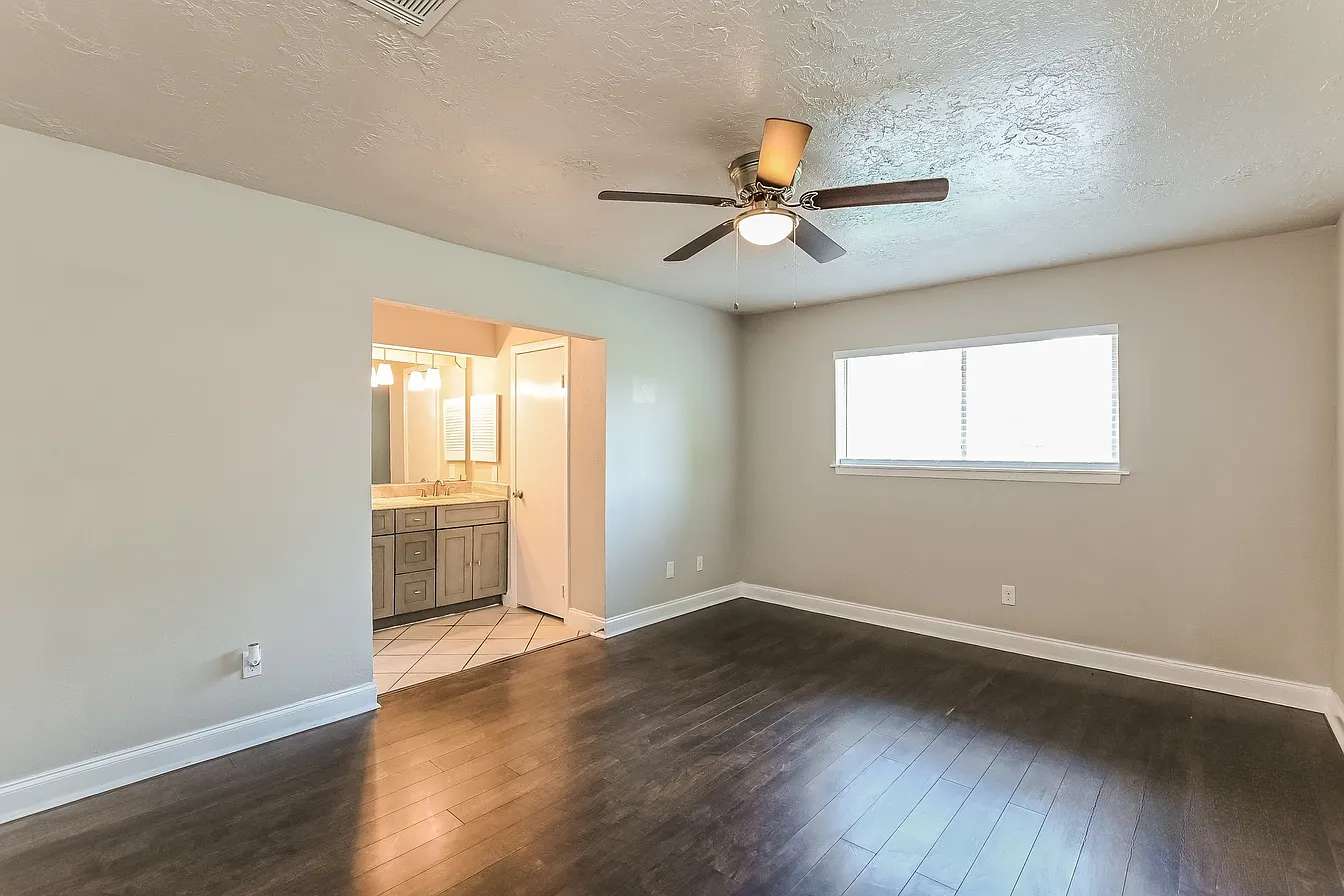available now gallery image in Houston, Texas
