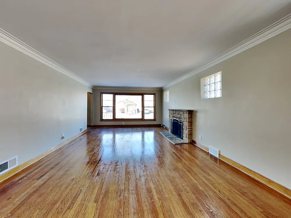 Amazing Beautiful Home gallery image in Evergreen Park, Illinois