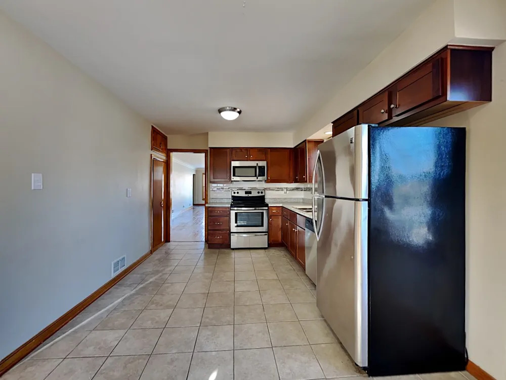 Amazing Beautiful Home gallery image in Evergreen Park, Illinois