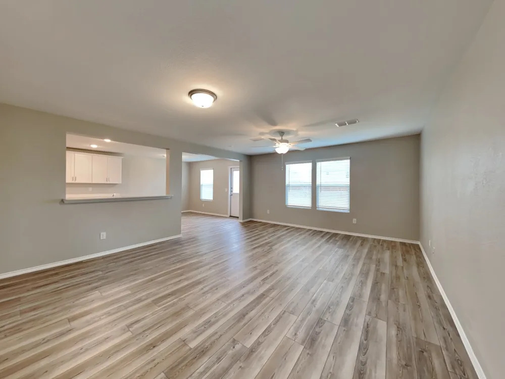 Cozy 4 Bedroom Home gallery image in 1022 Clear Dusk LnForney, TX 75126, Texas