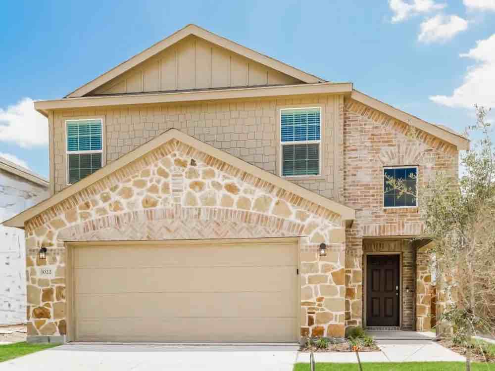 Cozy 4 Bedroom Home in 1022 Clear Dusk LnForney, TX 75126, Texas