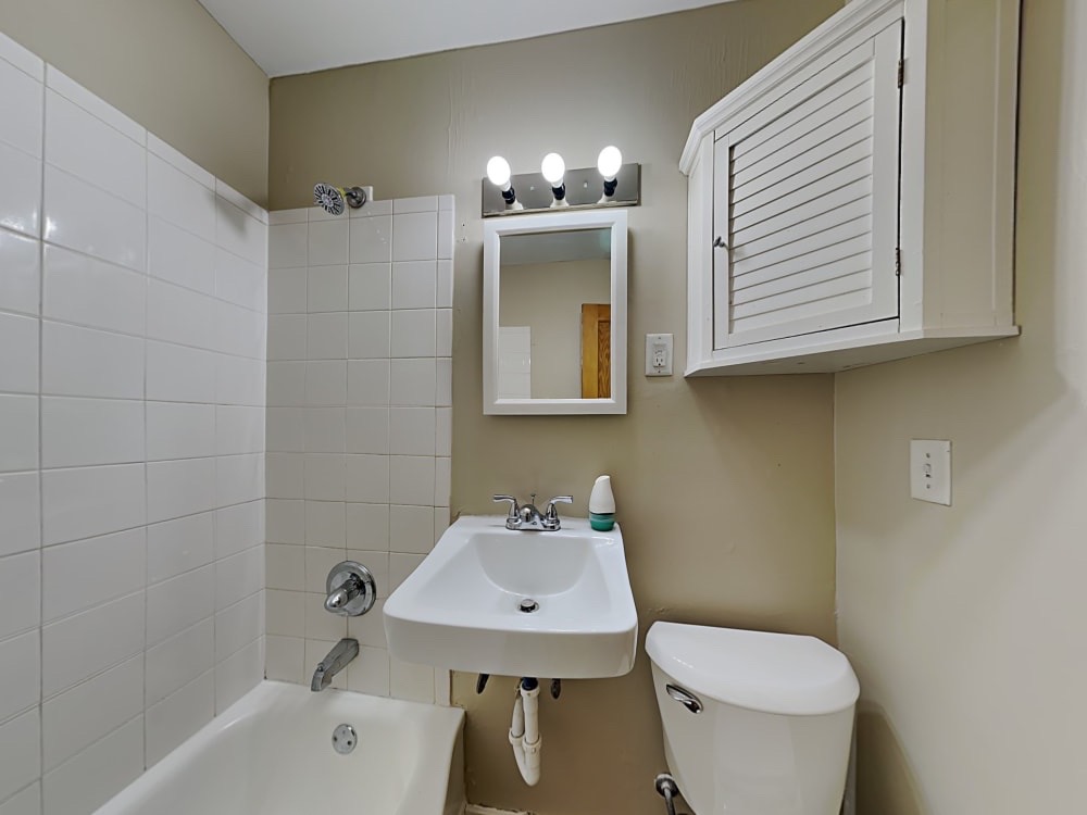 Wonderful Amazing Home For Lease gallery image in NEFridley, Minnesota