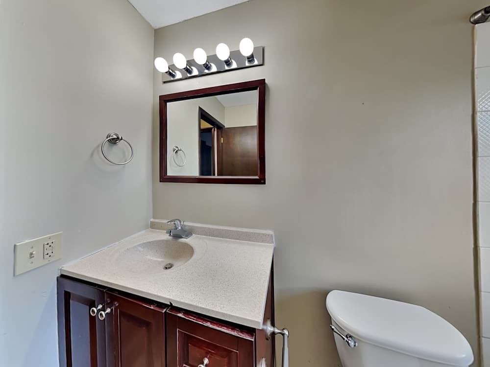 Peaceful Cozy 3 Bedroom For Lease gallery image in Brooklyn, Minnesota
