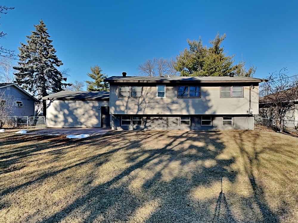 Peaceful Cozy 3 Bedroom For Lease gallery image in Brooklyn, Minnesota
