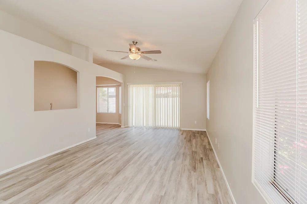 AFFORDABLE AND SUITABLE SINGLE FAMILY HOME FOR RENT gallery image in mesa, Arizona
