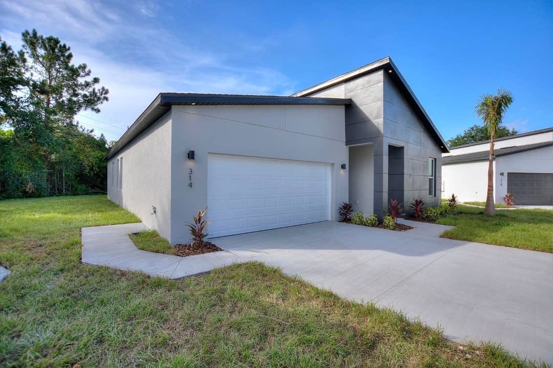 AMAZING HOME FOR RENT gallery image in Winter Haven, Florida