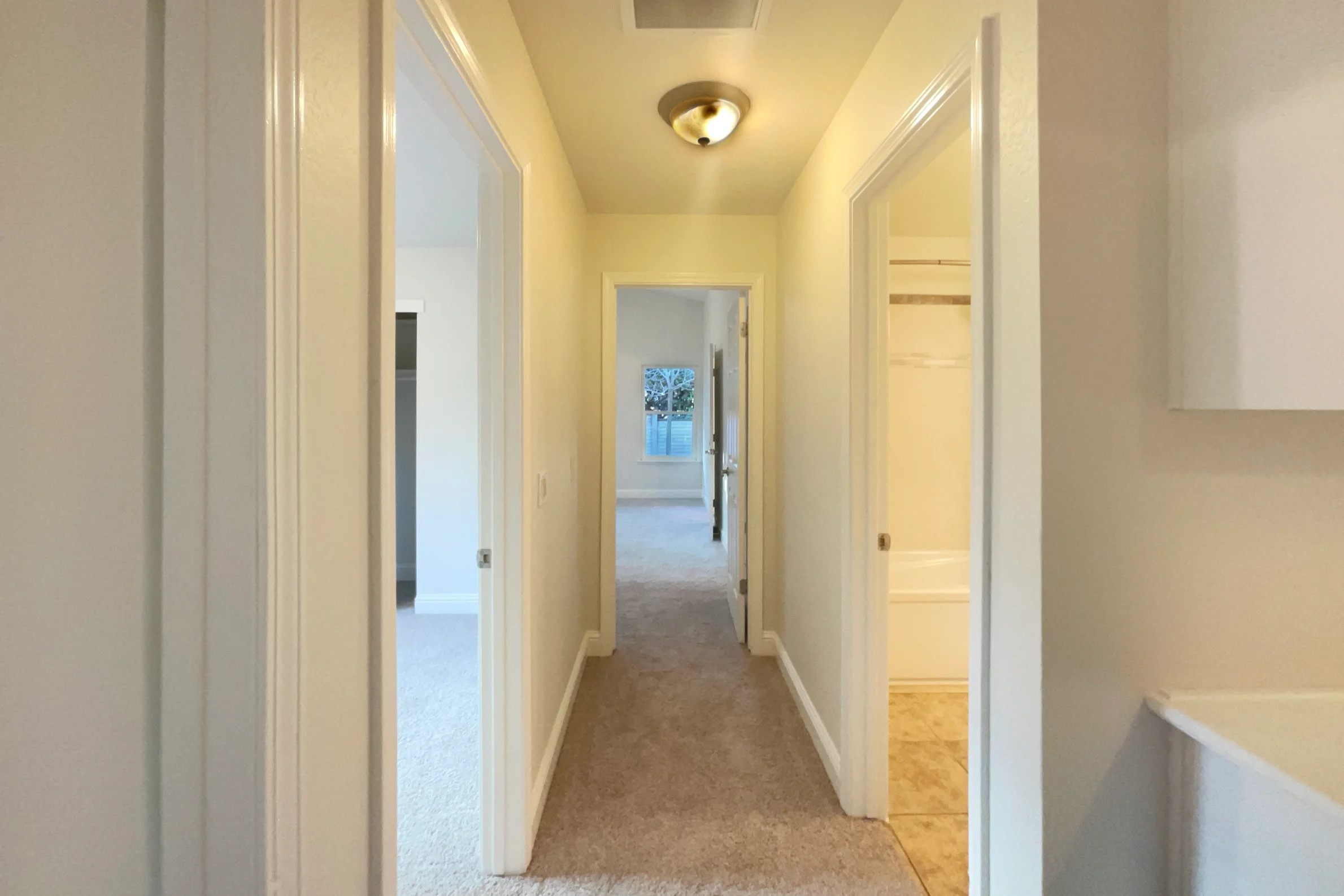 AWESOME AND AFFORDABLE SINGLE FAMILY HOME IN A SOUGHT AFTER LOCATION! gallery image in Antelope, California