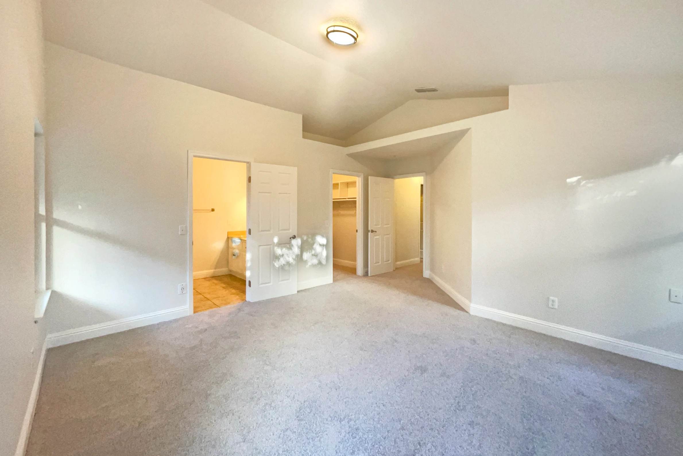 AWESOME AND AFFORDABLE SINGLE FAMILY HOME IN A SOUGHT AFTER LOCATION! gallery image in Antelope, California