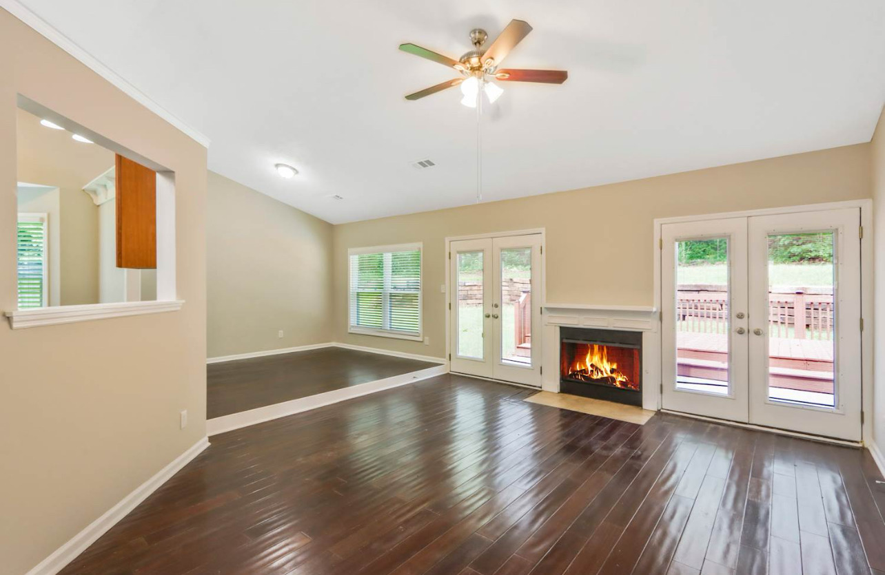 comfortable family home gallery image in Atlanta, Georgia
