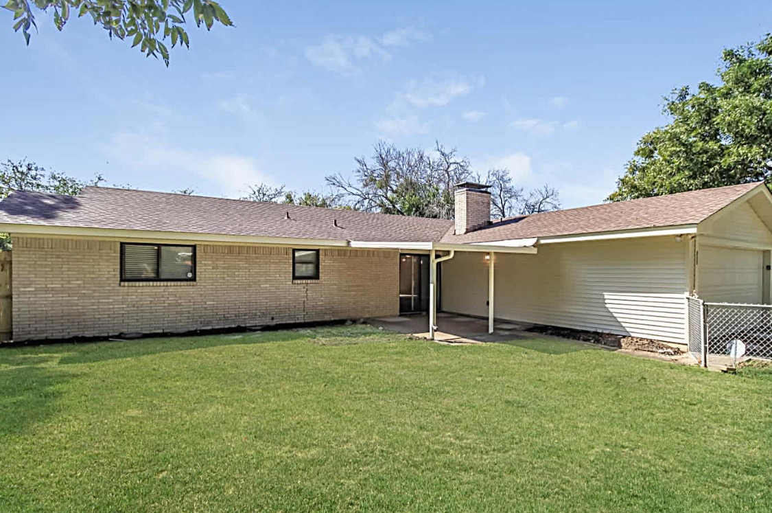 Blessed home for your family gallery image in Dallas, Texas