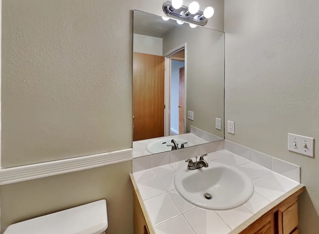 Available for immediate move in gallery image in Maple Valley, Washington