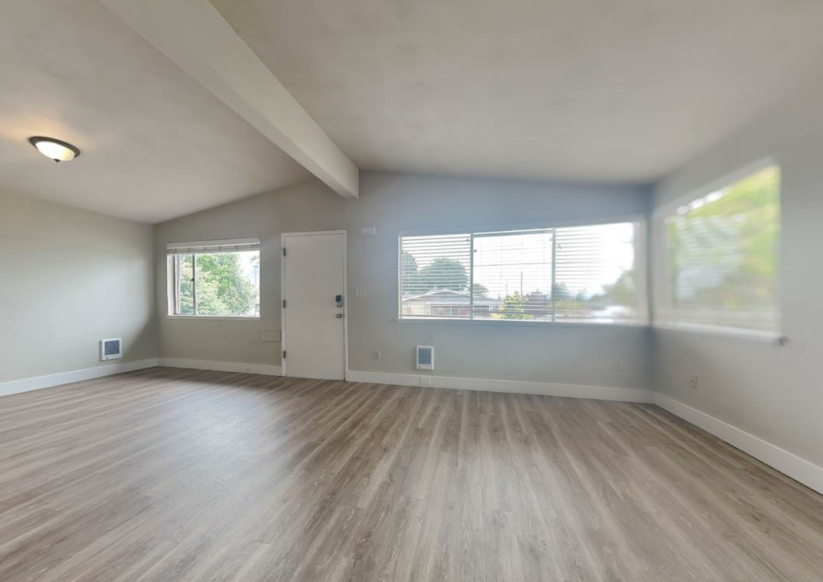 Lovely Single Family House For Rent 3Bedroom And 2Bathroom gallery image in Tacoma, WA, Washington